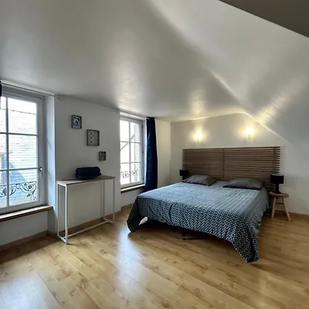 Le Cathedrale - T3 En Plein Centre-ville De Apartmán